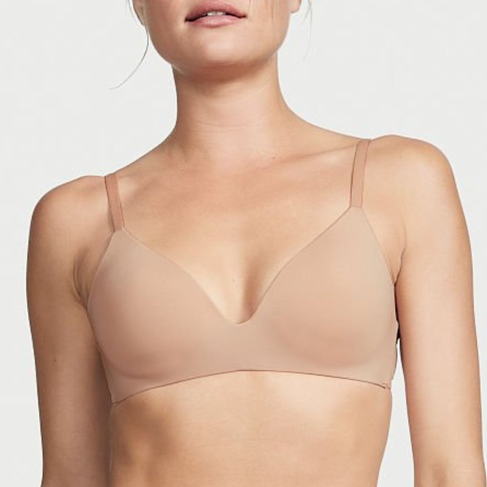 VS THE T-SHIRT Lightly-Lined Wireless Bra Nude Praline 32C